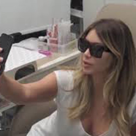 Selfie κράζει το παιδάκι, selfie ο νιός και selfie o γέρος
